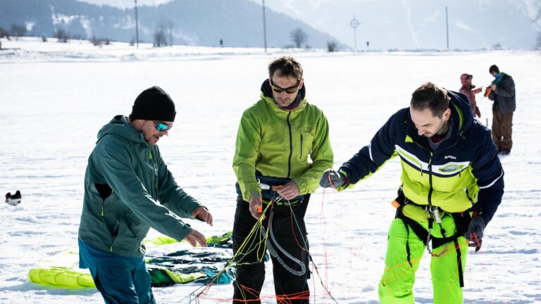 Ropes are being prepared